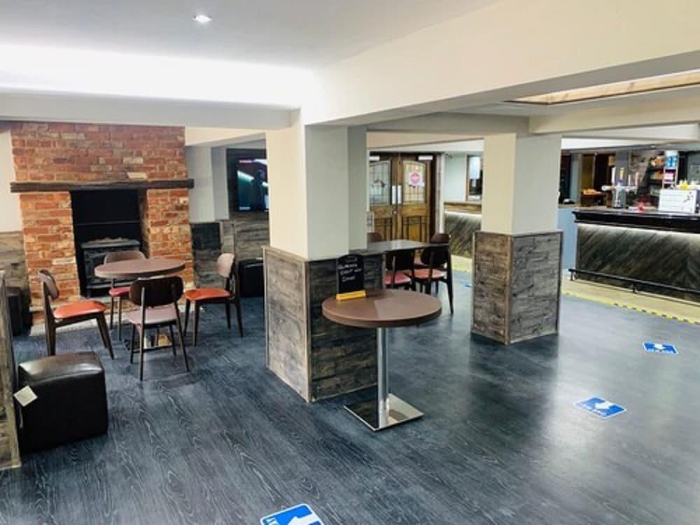 Fairways Lodge & Leisure Club Prestwich Exterior foto