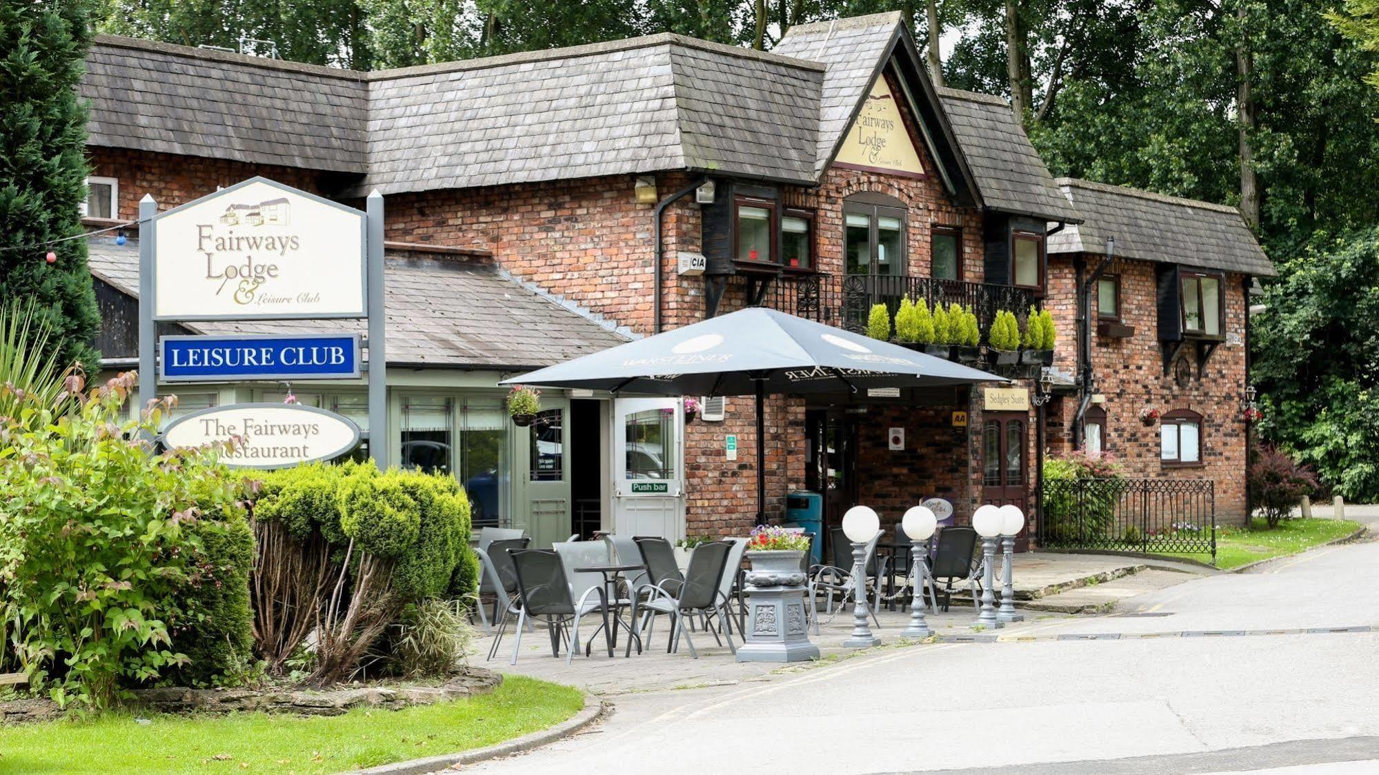Fairways Lodge & Leisure Club Prestwich Exterior foto